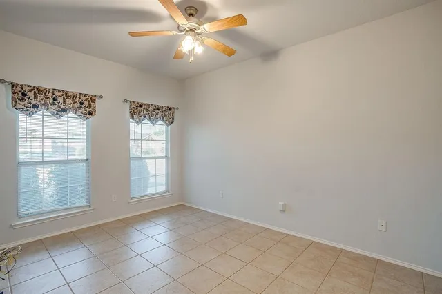 $295,000 | 706 Hill Lane, Cleburne, TX 76033