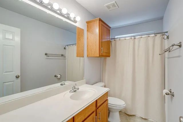 $295,000 | 706 Hill Lane, Cleburne, TX 76033