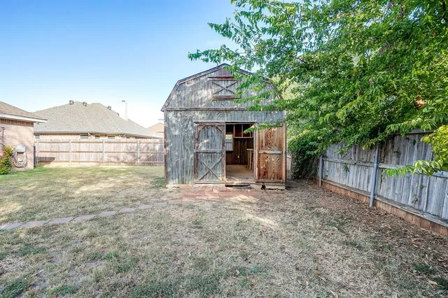 $295,000 | 706 Hill Lane, Cleburne, TX 76033