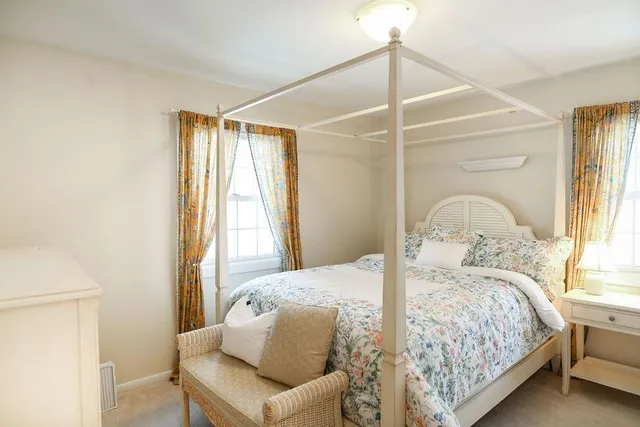 $949,000 | 201 Crescent Beach Drive, Burlington, VT 05408