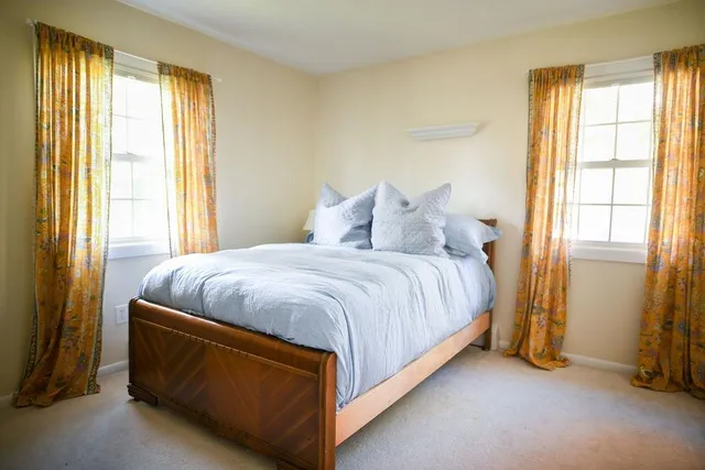 $949,000 | 201 Crescent Beach Drive, Burlington, VT 05408