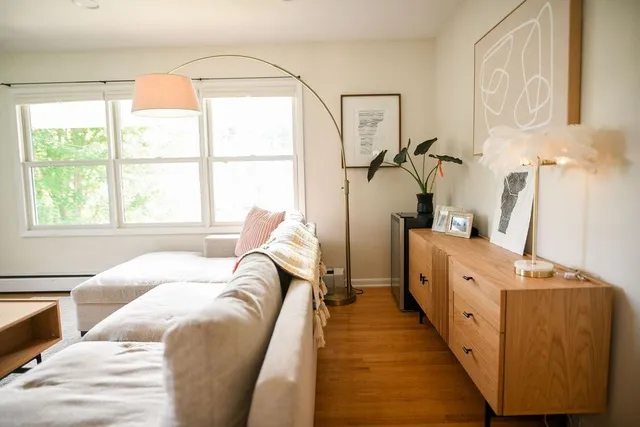 $949,000 | 201 Crescent Beach Drive, Burlington, VT 05408