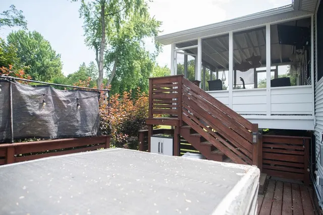 $949,000 | 201 Crescent Beach Drive, Burlington, VT 05408