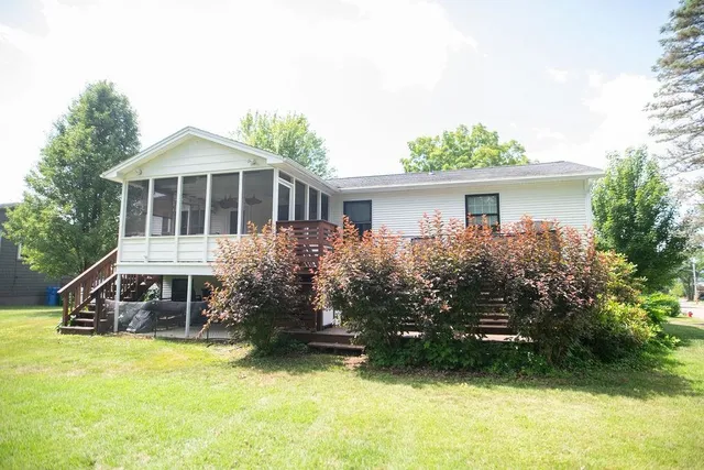 $949,000 | 201 Crescent Beach Drive, Burlington, VT 05408