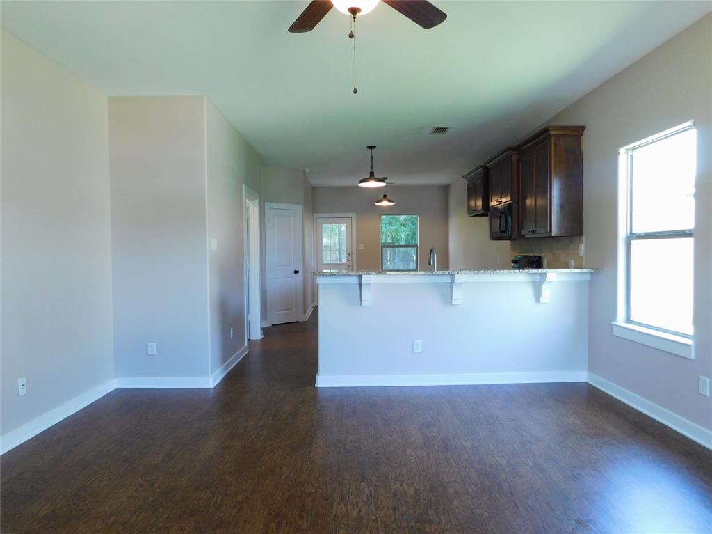 673 Copenhavr Street Pilot Point, TX 76258 - Photo 6 of 24