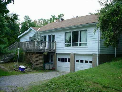 456 Aten Road Coraopolis, PA 15108 - Photo 4 of 8 Gallery Image 4
