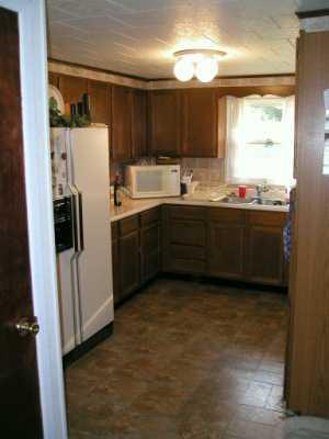 456 Aten Road Coraopolis, PA 15108 - Photo 7 of 8 Gallery Image 7