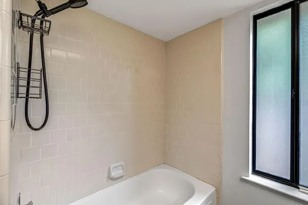 $425,000 | 1718 Ash Avenue, Clovis, CA 93611