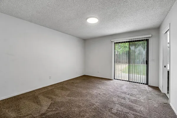 $425,000 | 1718 Ash Avenue, Clovis, CA 93611