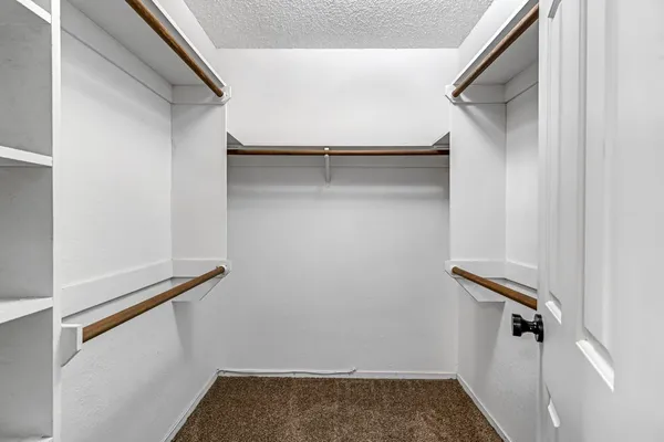 $425,000 | 1718 Ash Avenue, Clovis, CA 93611