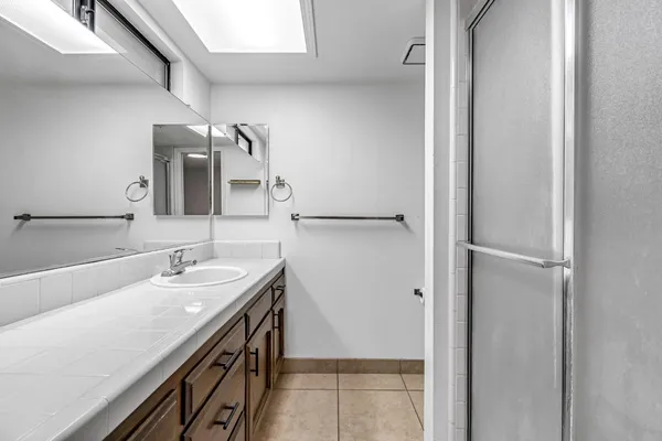 $425,000 | 1718 Ash Avenue, Clovis, CA 93611