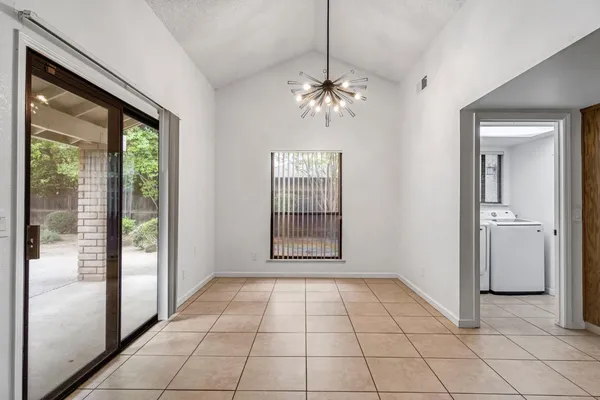 $425,000 | 1718 Ash Avenue, Clovis, CA 93611