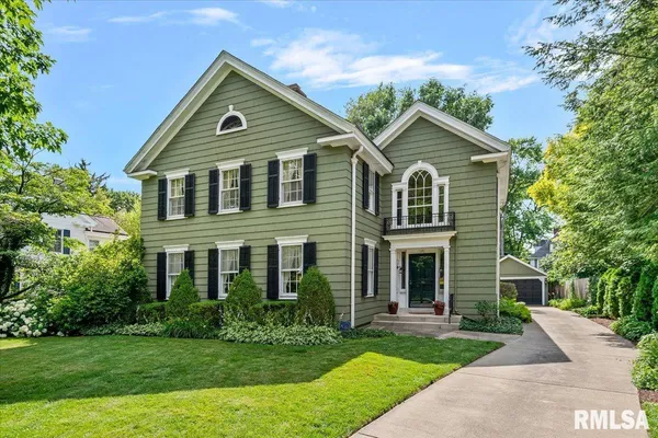 $519,900 | 1525 South Wiggins Avenue, Springfield, IL 62704