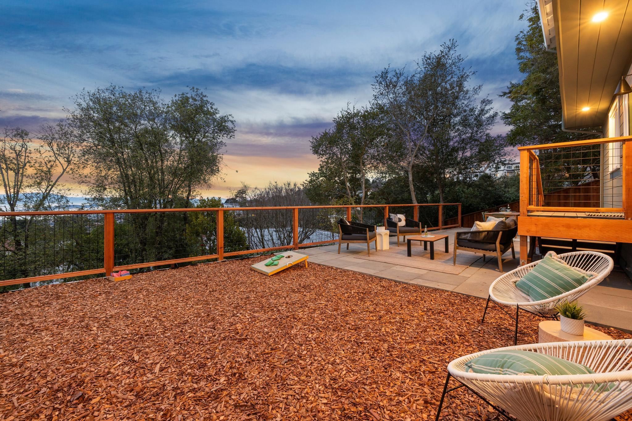 582 Euclid Avenue Berkeley, CA 94708 - Photo 16 of 49