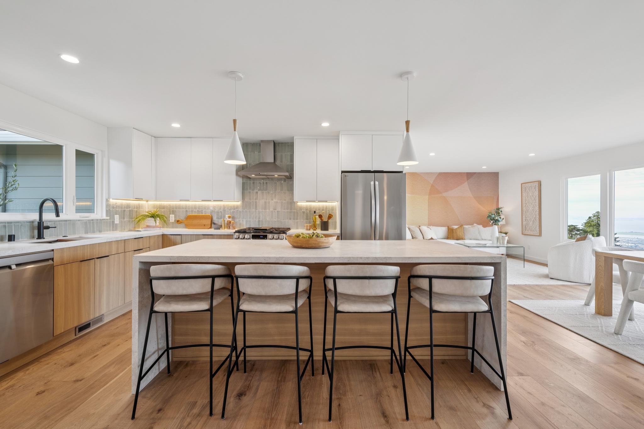 582 Euclid Avenue Berkeley, CA 94708 - Photo 2 of 49