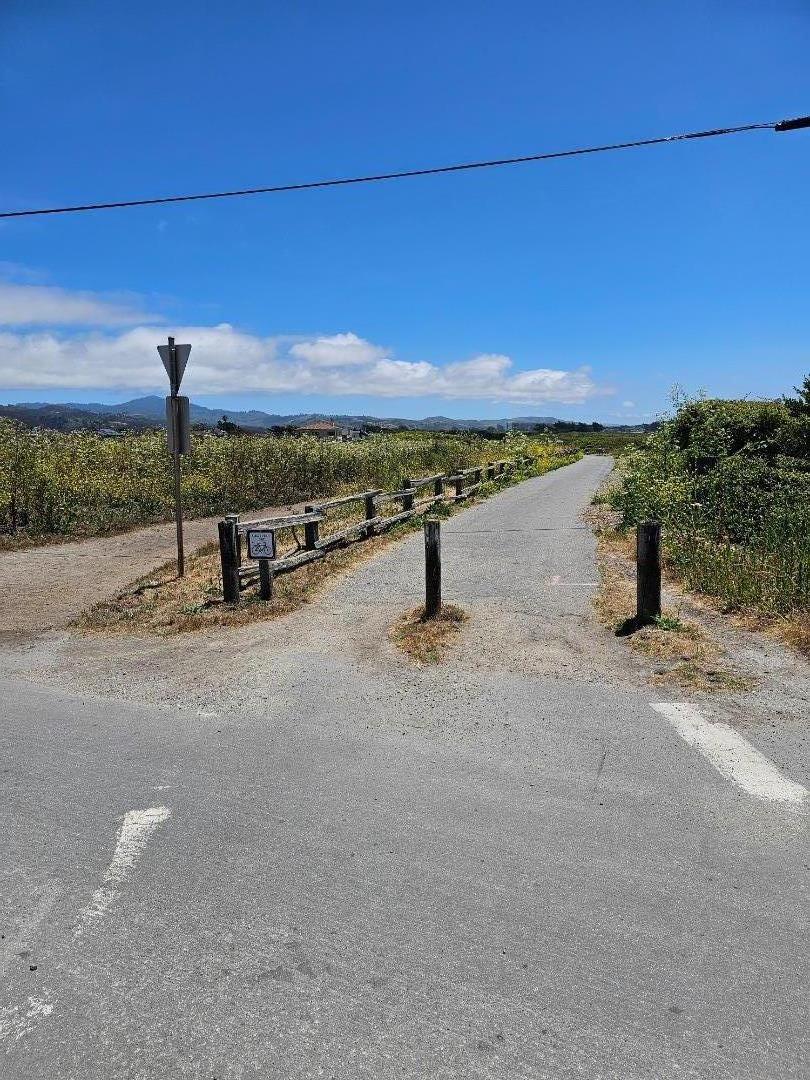 0 Vienna Half Moon Bay, CA 94019 - Photo 3 of 8 a view of a terrace with a bench