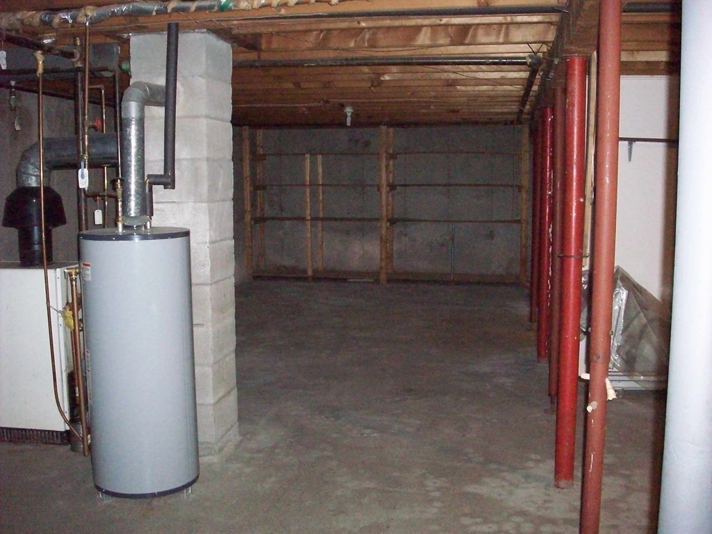 451 Massasoit Road Worcester, MA 01604 - Photo 22 of 26 Gallery Image 22