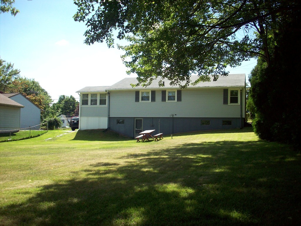 451 Massasoit Road Worcester, MA 01604 - Photo 3 of 26 Gallery Image 3
