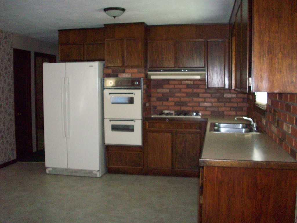 451 Massasoit Road Worcester, MA 01604 - Photo 5 of 26 Gallery Image 5