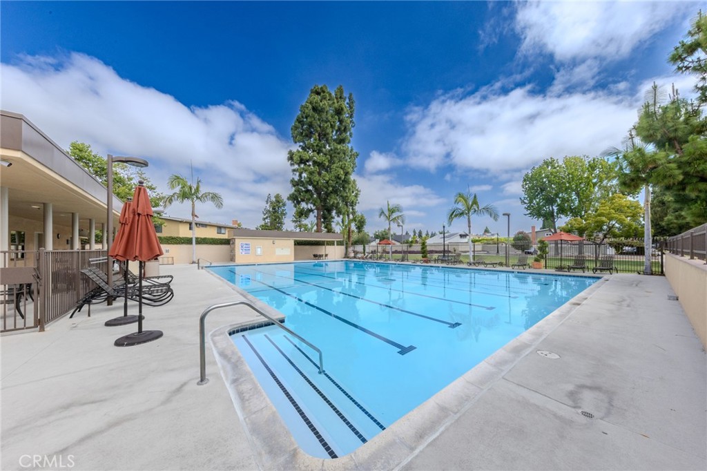 14872 Braeburn Road Tustin, CA 92780 - Photo 45 of 58