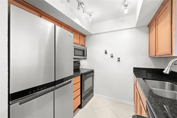 $1,900 | 710 Lyndhurst Street, Unit 223, Dunedin, FL 34698