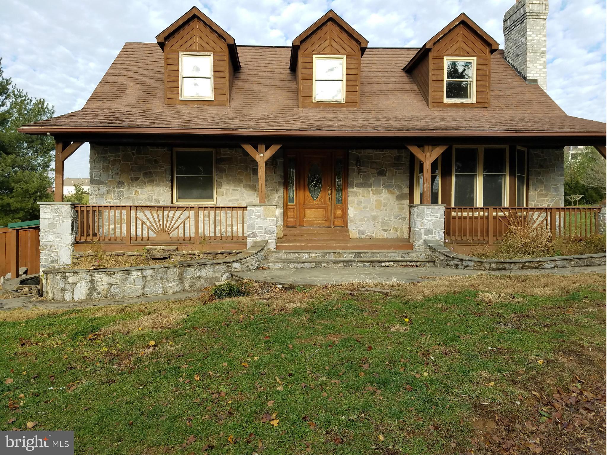 Exterior (Front)