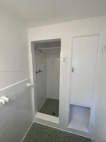 view of a bathroom