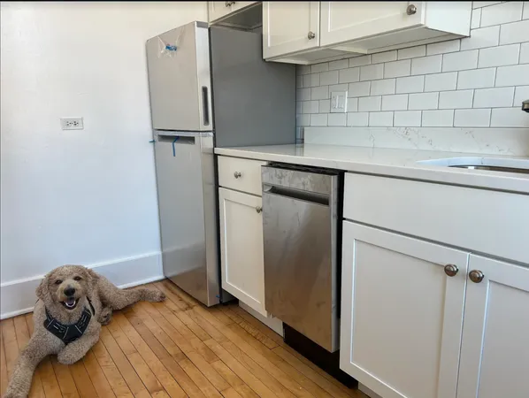 $1,425 | 293 East Deerpath Road, Unit 32, Lake Forest, IL 60045