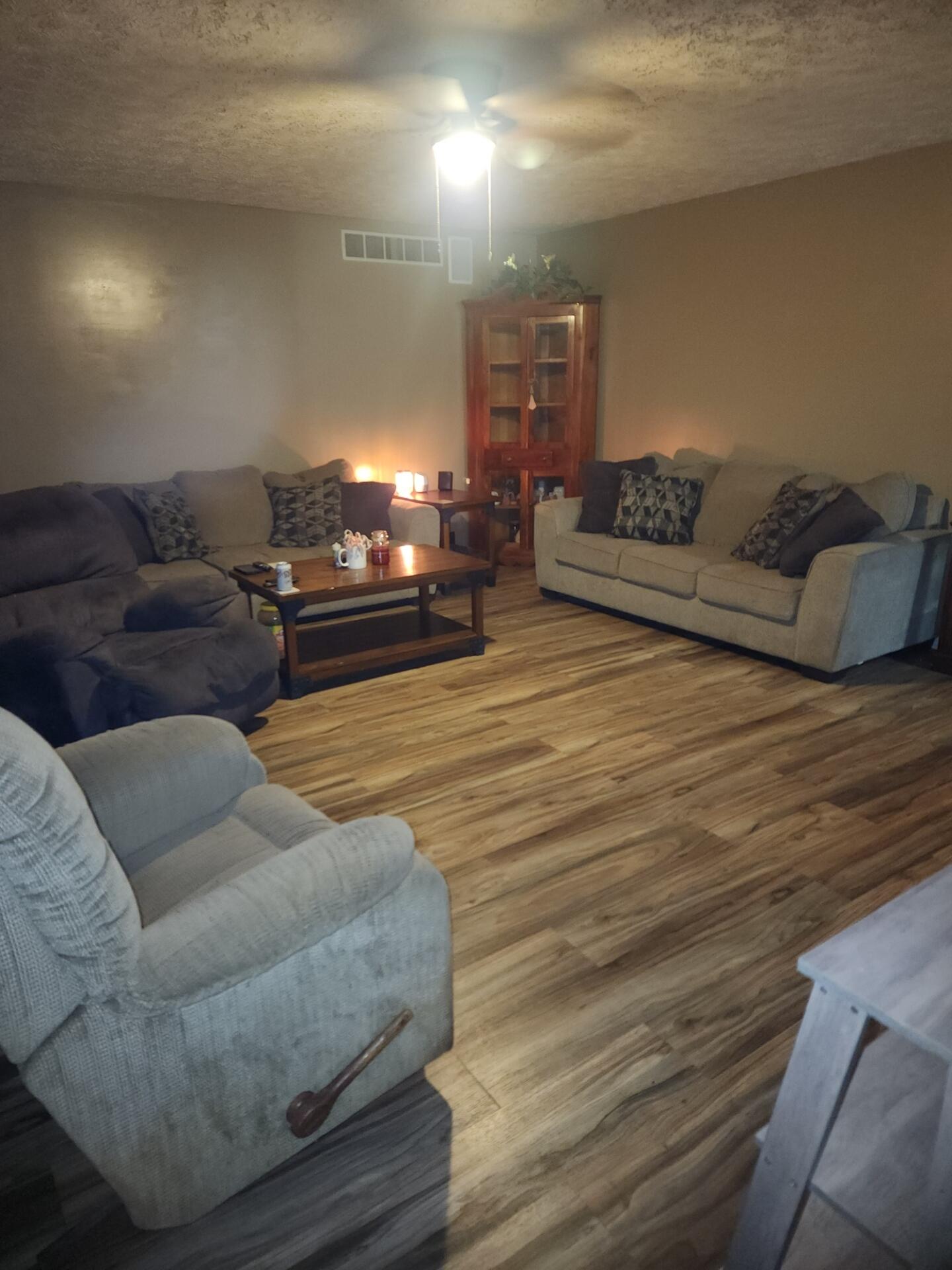 400 Compton Road Jeffersonville, KY 40337 - Photo 2 of 52 400 -2