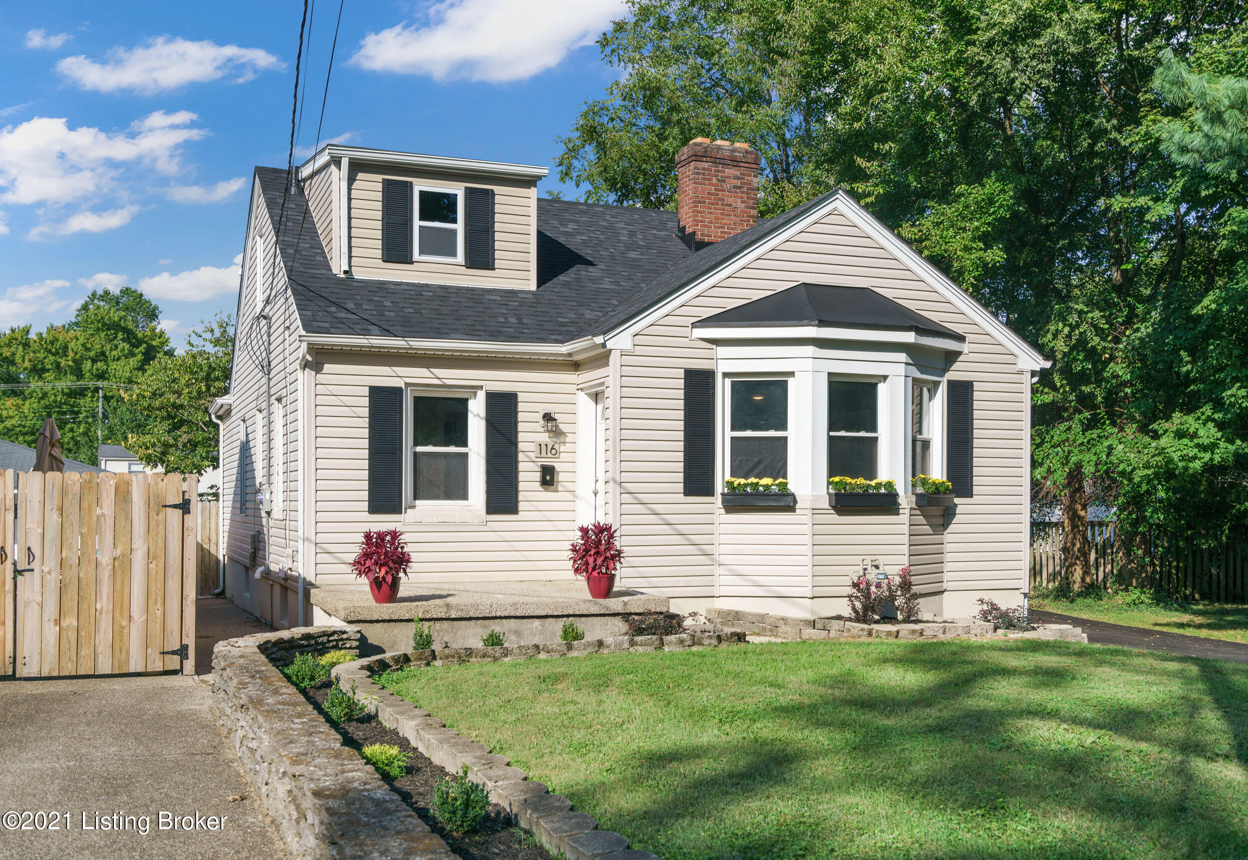 116 Wood Road Louisville, KY 40222 - Photo 2 of 49 116 Wood Road-02