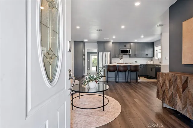 $899,500 | 6451 Riverton Avenue, North Hollywood, CA 91606