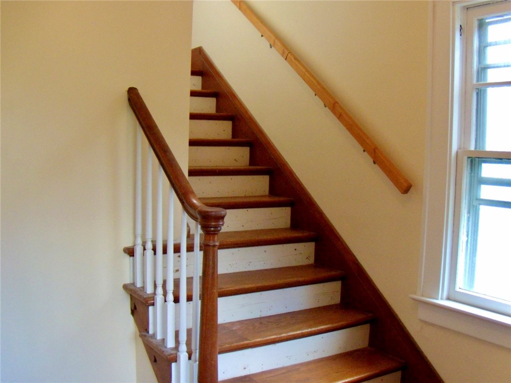 51 Elmerston Road Rochester, NY 14620 - Photo 4 of 14