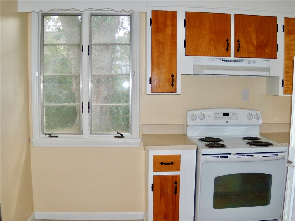 51 Elmerston Road Rochester, NY 14620 - Photo 10 of 14