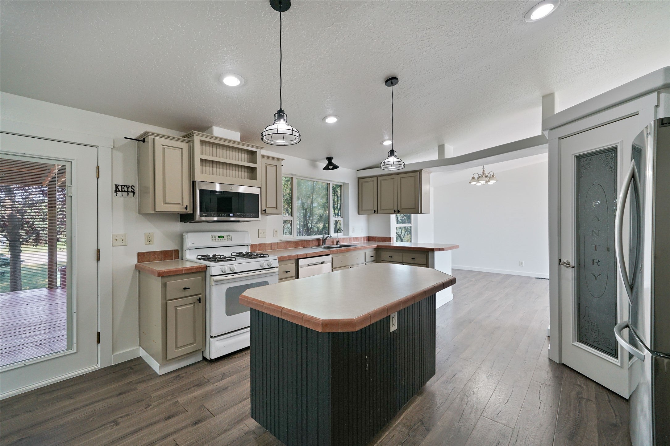 4445 Thorpe Road Belgrade, MT 59714 - Photo 5 of 61 Gallery Image 5