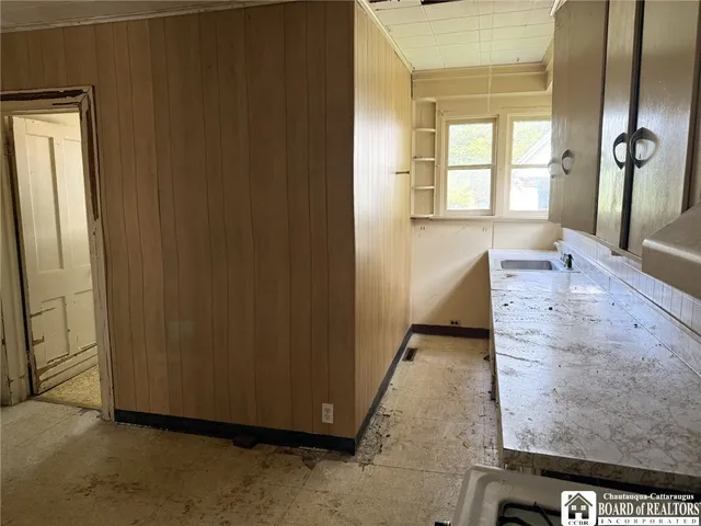 $34,999 | 28 West 9th Street, Jamestown, NY 14701