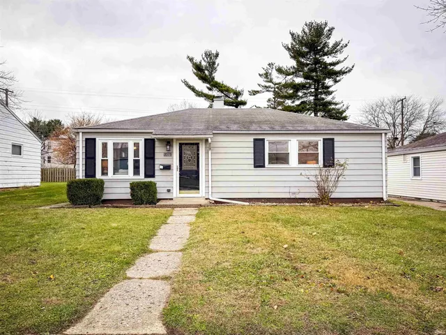 $139,900 | 3515 Woldhaven Drive, South Bend, IN 46614