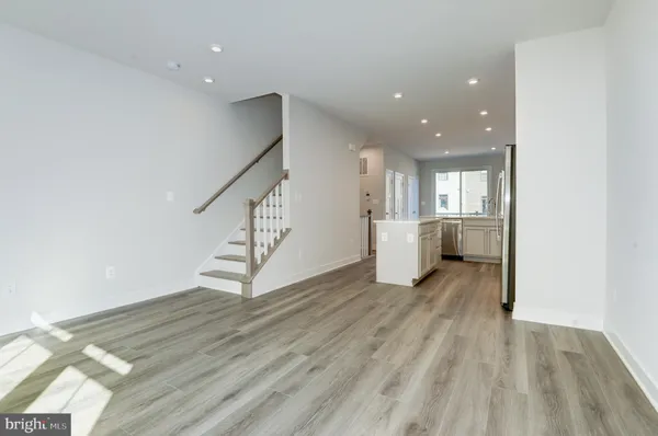 $3,200 | 13927 Airfoil Road, Herndon, VA 20171