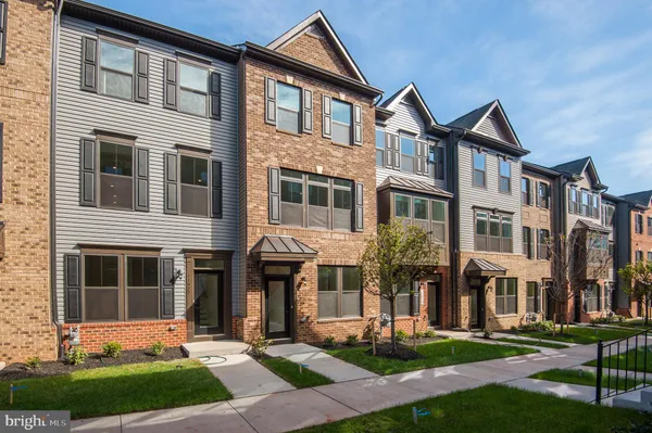 $3,200 | 13927 Airfoil Road, Herndon, VA 20171