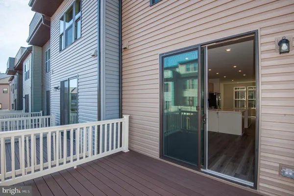 $3,200 | 13927 Airfoil Road, Herndon, VA 20171