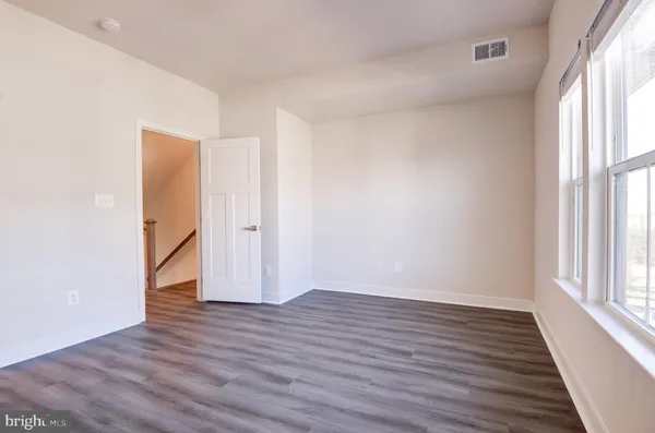 $3,200 | 13927 Airfoil Road, Herndon, VA 20171