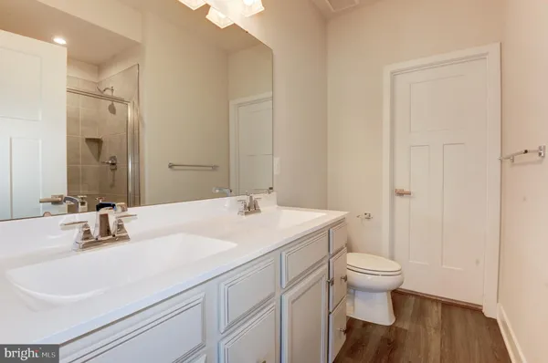 $3,200 | 13927 Airfoil Road, Herndon, VA 20171