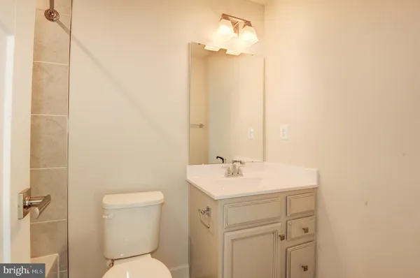 $3,200 | 13927 Airfoil Road, Herndon, VA 20171