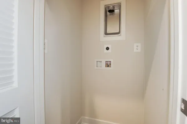 $3,200 | 13927 Airfoil Road, Herndon, VA 20171
