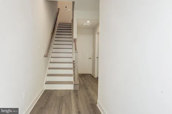 $3,200 | 13927 Airfoil Road, Herndon, VA 20171