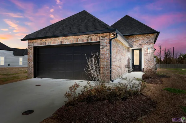 $279,900 | 603 Turnstone Avenue, Baton Rouge, LA 70816