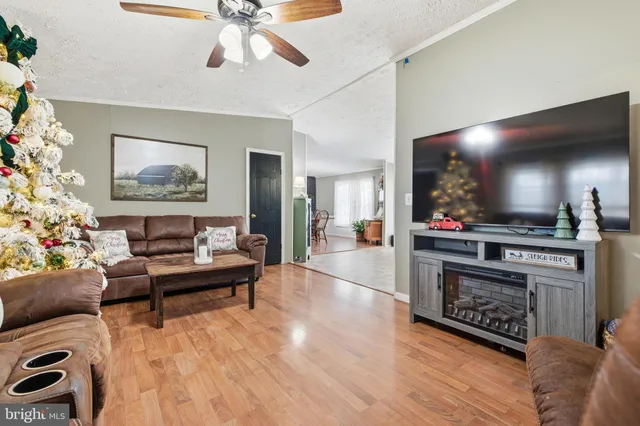 $330,000 | 1161 East Main Street, Stanley, VA 22851