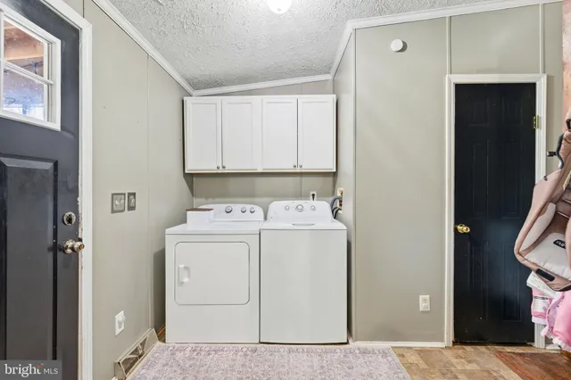 $330,000 | 1161 East Main Street, Stanley, VA 22851