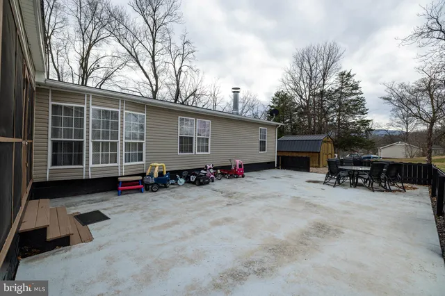 $330,000 | 1161 East Main Street, Stanley, VA 22851