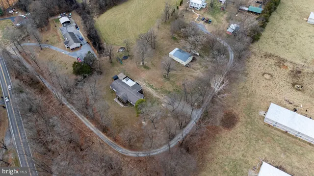 $330,000 | 1161 East Main Street, Stanley, VA 22851