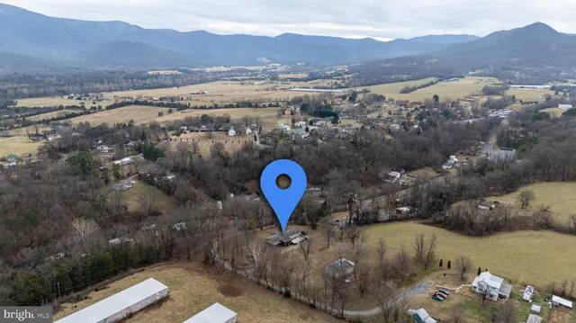 $330,000 | 1161 East Main Street, Stanley, VA 22851